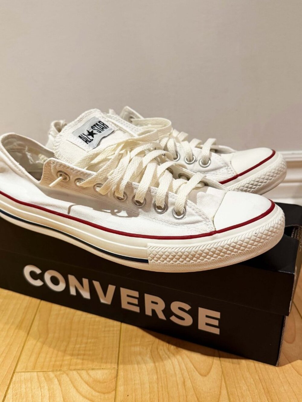 Converse Chuck Taylor All Star Low - White (9.5 US)